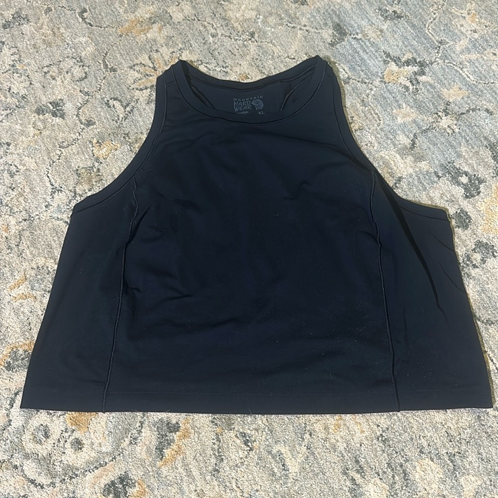 Mountain hardware crop top